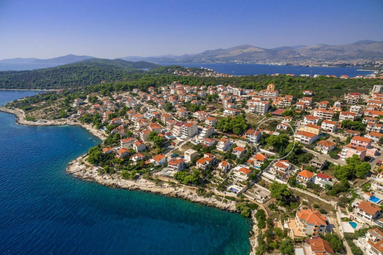 Holiday Home Barbara Trogir Extérieur photo